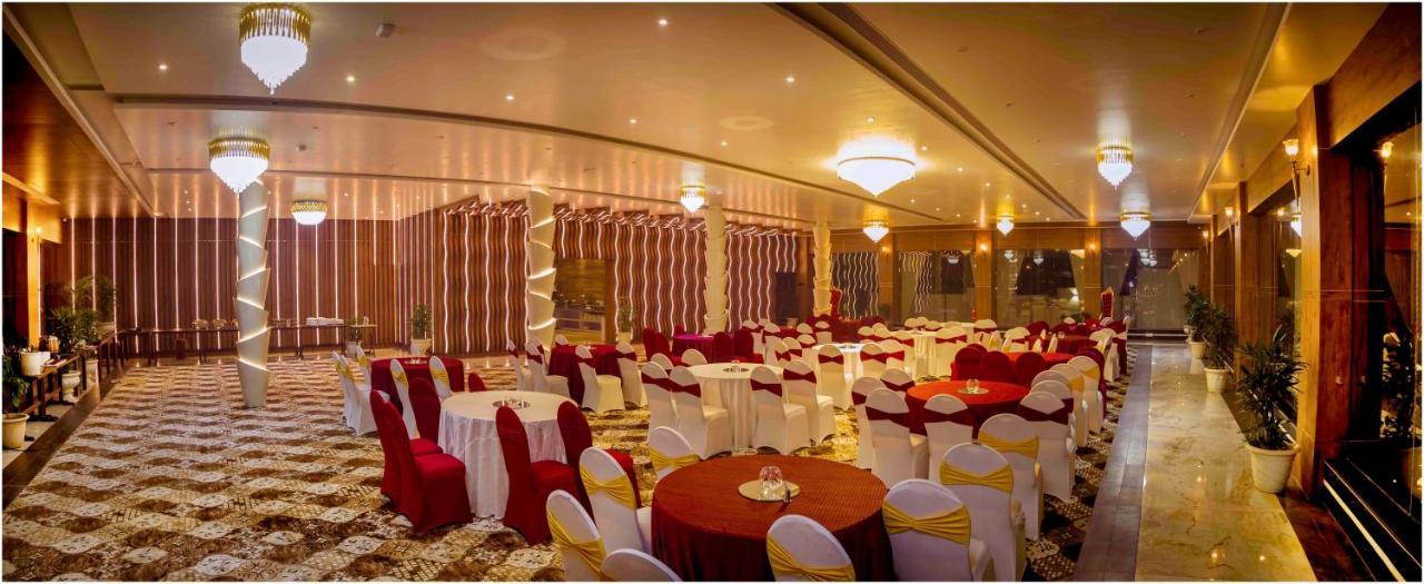 Hotel The Kingsbury Birtamode Extérieur photo